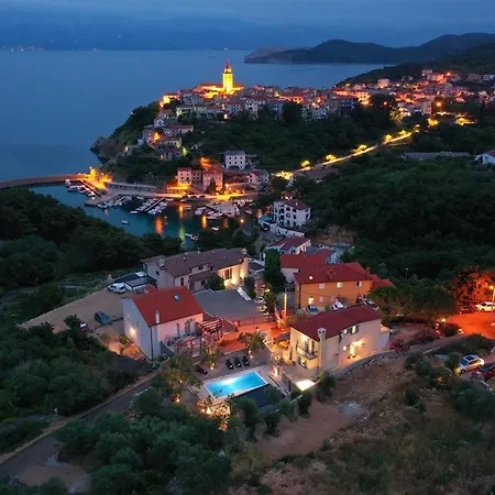 Pinia Villa