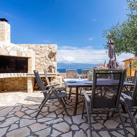 Pinia Villa