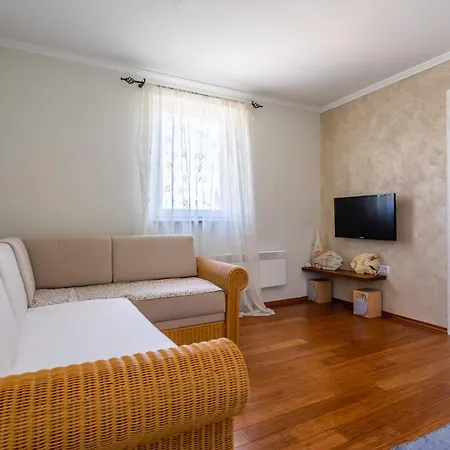 Pinia Villa Vrbnik (Primorje-Gorski Kotar)