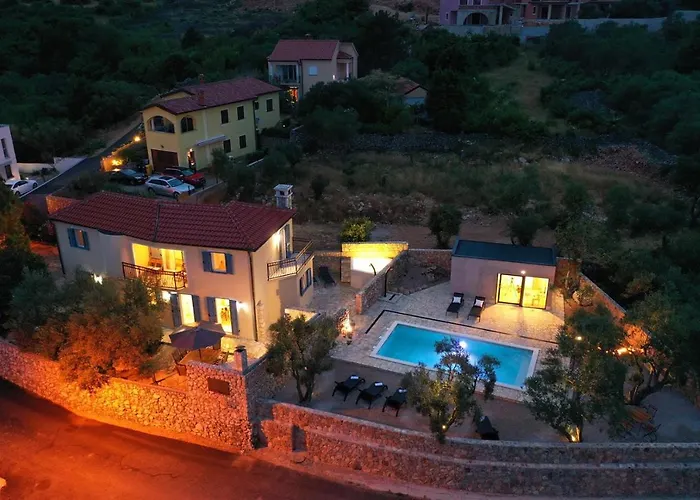 Villa Pinia Vrbnik (Primorje-Gorski Kotar)